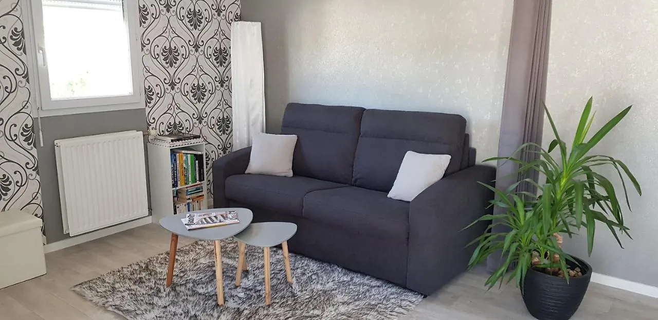 Au Jardin De La Seiche Apartment Noyal-Chatillon-sur-Seich